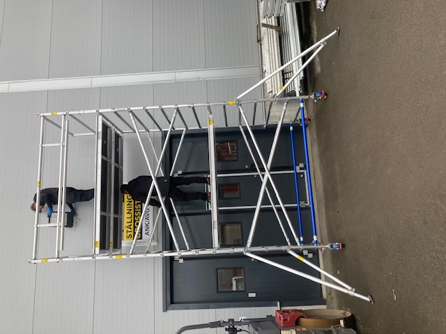 Byggställning 4 m Alufase rullställning modell 300 Bred