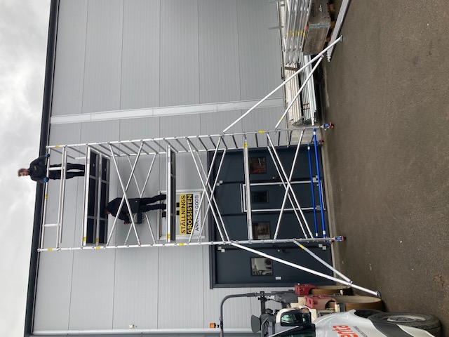 Byggställning 6 m Alufase rullställning modell 300 Bred